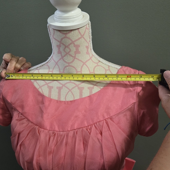 Elegant Pink Maxi Dress - Picture 4 of 16